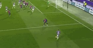 蜂鸟电竞比分平台-【西甲】进球还得主力来，巴萨2-1副班长7分领跑榜首