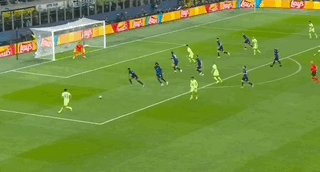 蜂鸟电竞比分平台-【欧冠】经典进球大战佐默封神，国米4比3淘汰巴萨