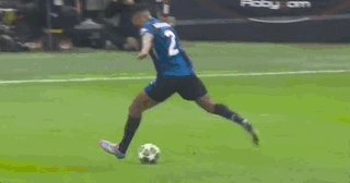 蜂鸟电竞比分平台-【欧冠】经典进球大战佐默封神，国米4比3淘汰巴萨