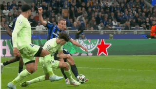 蜂鸟电竞比分平台-【欧冠】经典进球大战佐默封神，国米4比3淘汰巴萨