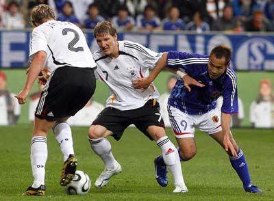 1648881100122020945.jpg 蜂鸟电竞赛事资讯-虽有“梦魇”西班牙,德国队世界杯小组出线是必须的