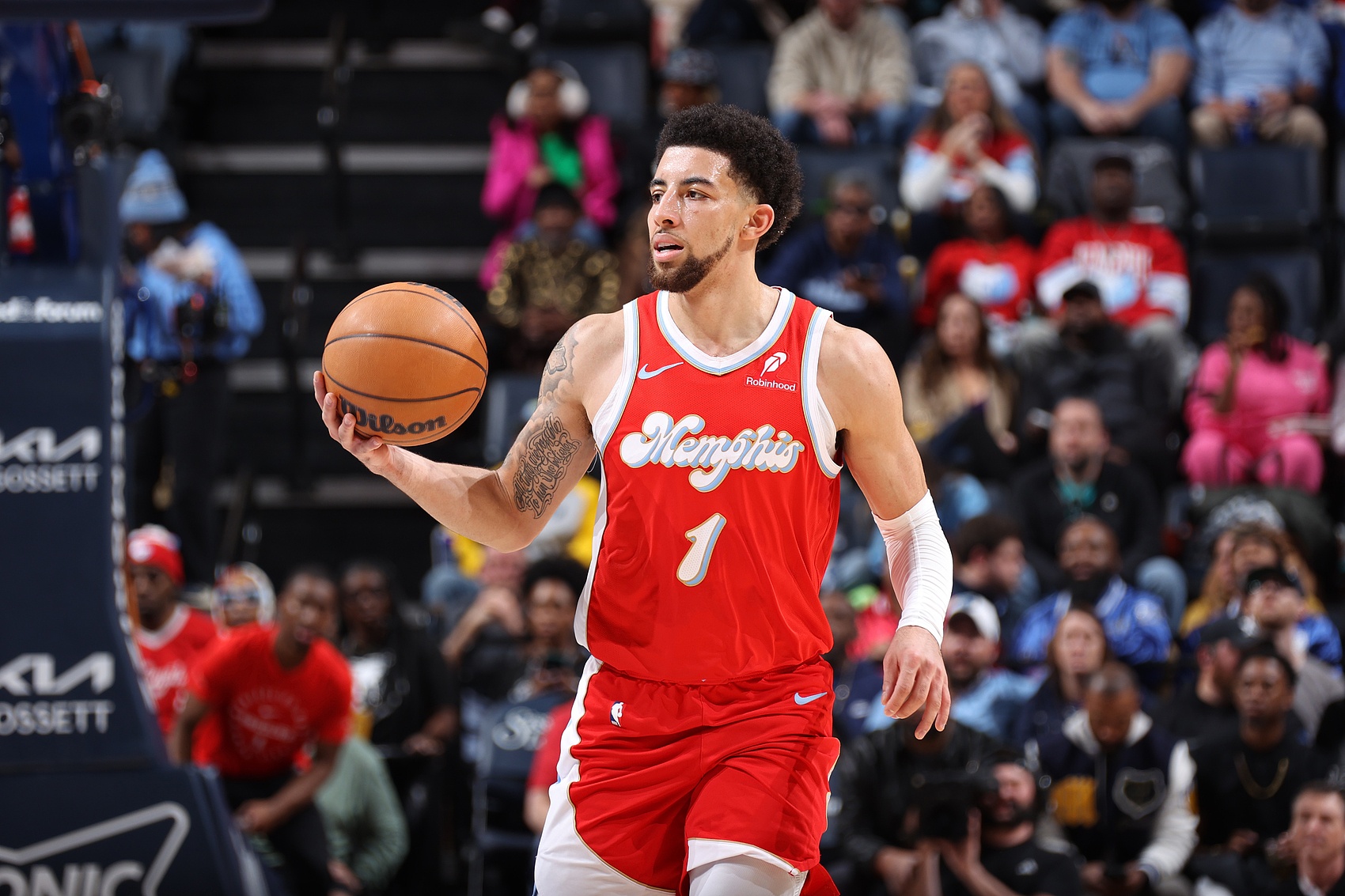 蜂鸟电竞比分平台-现役单场15次出手命中率80%+10助都有谁？仅一人40+&amp;一人四次达成