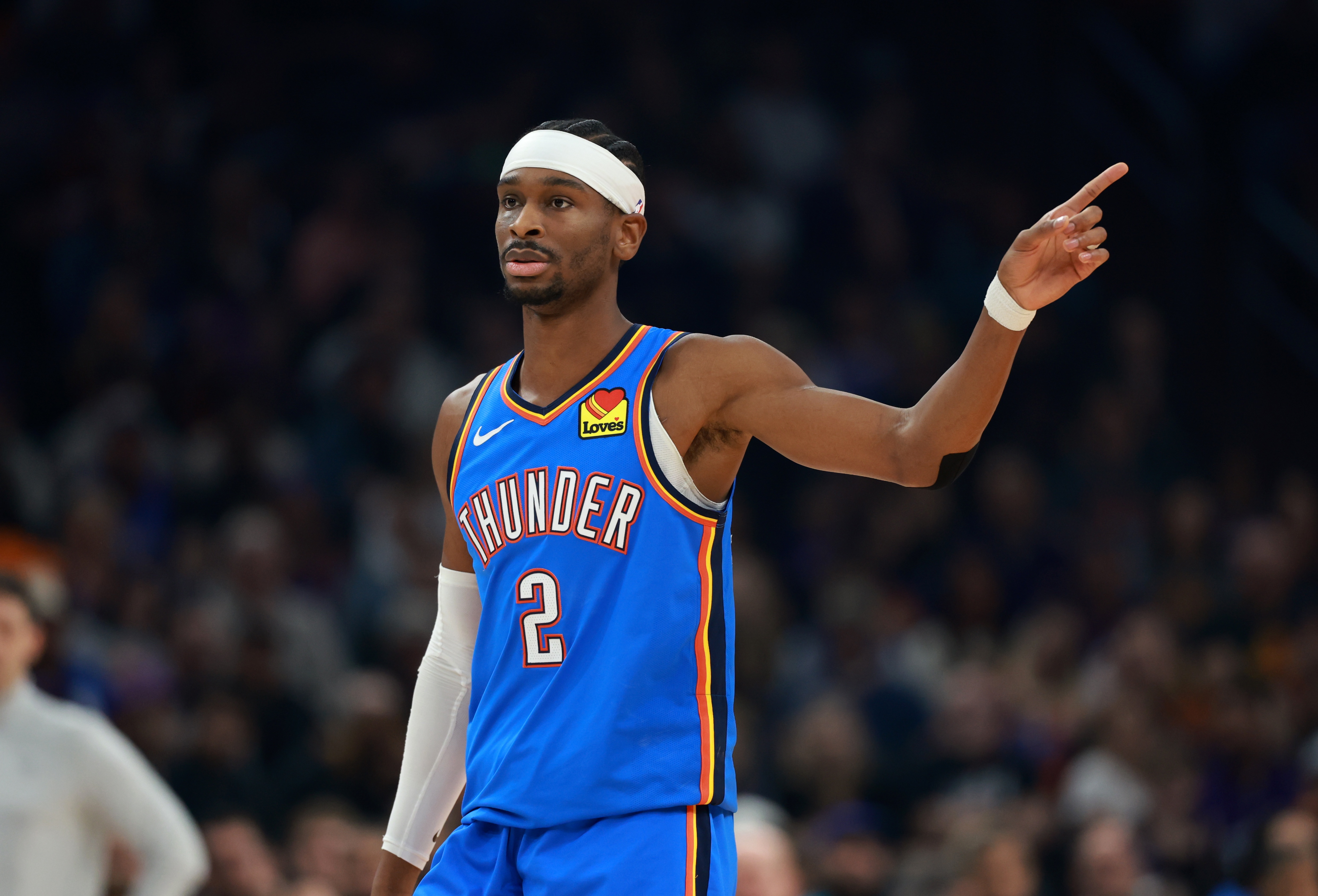 蜂鸟电竞比分平台-现役单场15次出手命中率80%+10助都有谁？仅一人40+&amp;一人四次达成